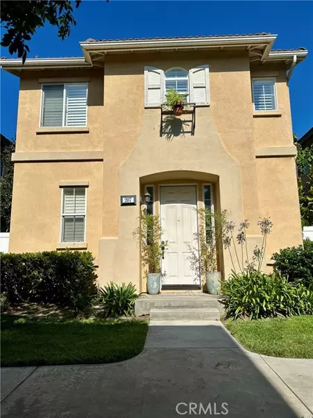 207 Kensington Park #19, Irvine, CA 92606