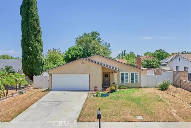 Corona, CA 92882,2019 Newton Drive