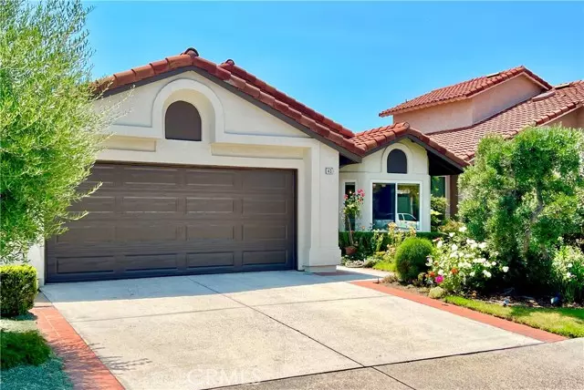 42 Via De La Mesa, Rancho Santa Margarita, CA 92688