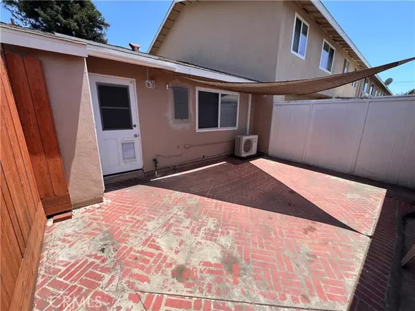 Fountain Valley, CA 92708,15940 Silvertip Court