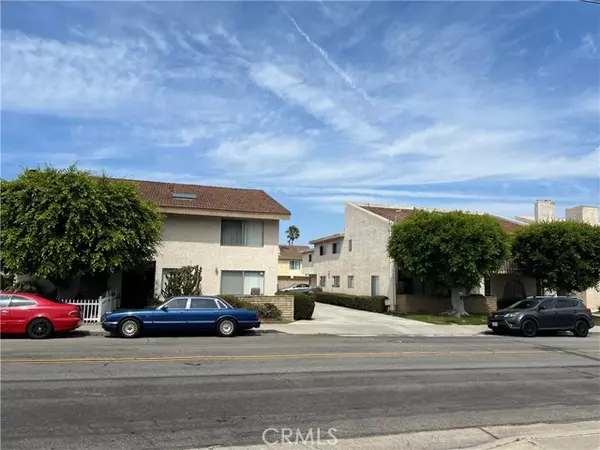 16781 Green Ln., Huntington Beach, CA 92619