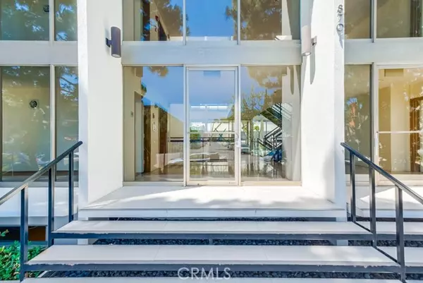 8701 Delgany Avenue #305, Playa Del Rey, CA 90293