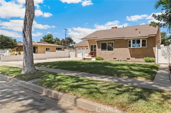 527 W Hill Avenue, Fullerton, CA 92832