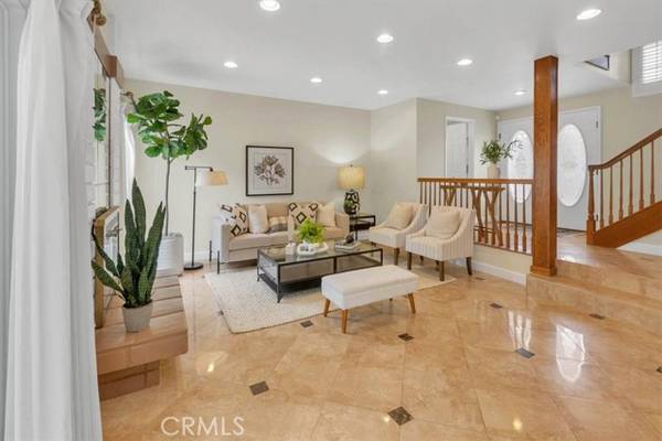 18207 Leaf Circle, Huntington Beach, CA 92648