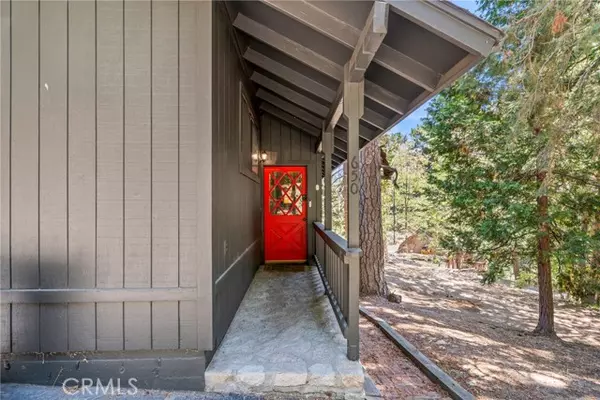 Lake Arrowhead, CA 92352,650 E Victoria Court