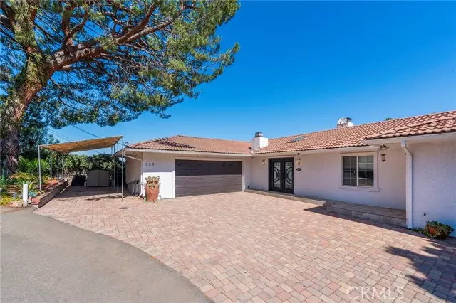 323 S Del Giorgio Road, Anaheim Hills, CA 92808