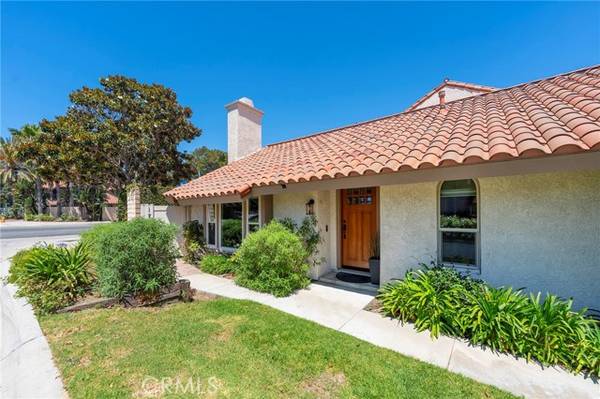 20905 Coastview Lane, Huntington Beach, CA 92648