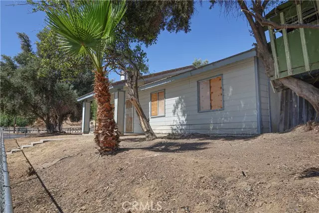 4601 Challen Avenue, Riverside, CA 92503