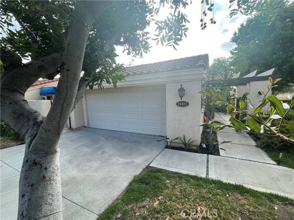 San Juan Capistrano, CA 92675,31821 Via Flores