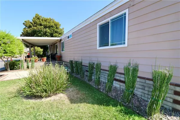 Placentia, CA 92870,215 Lake Park #91