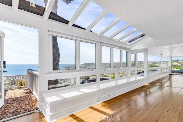 Laguna Beach, CA 92651,1105 Summit Drive