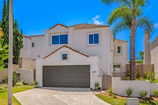 San Clemente, CA 92672,615 Via Umbroso