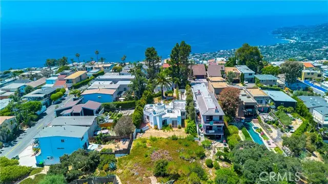 Laguna Beach, CA 92651,1140 Noria Street