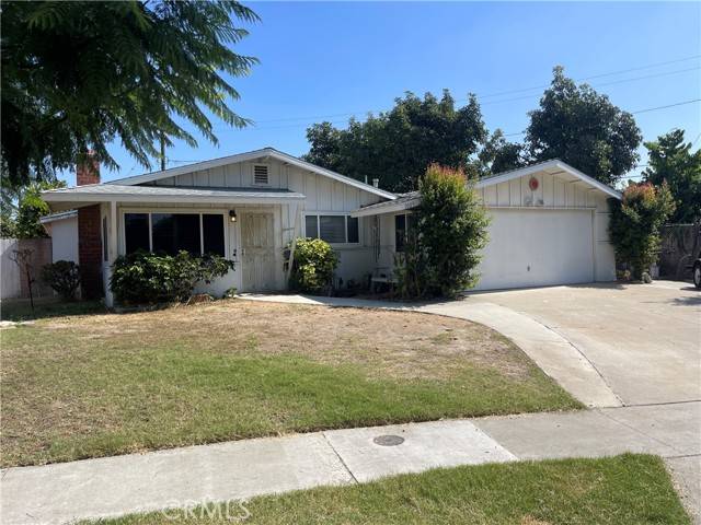 1009 S Driftwood Drive, Santa Ana, CA 92704