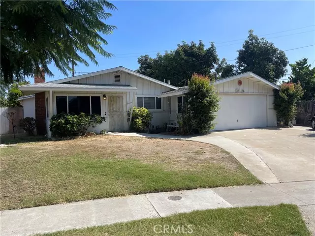 1009 S Driftwood Drive, Santa Ana, CA 92704