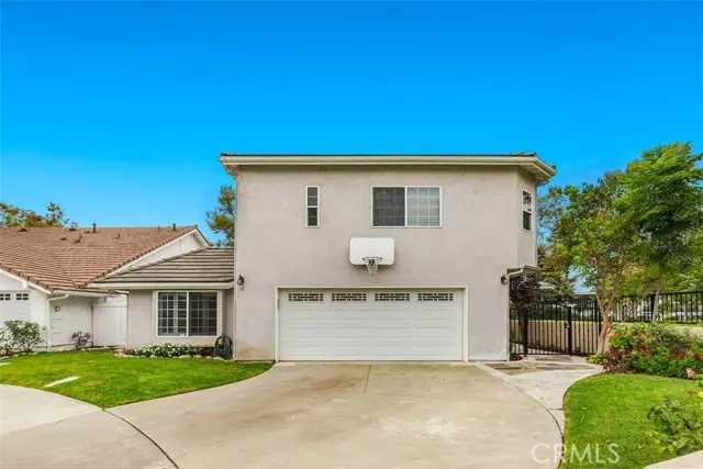 17 Penny Pines, Irvine, CA 92604