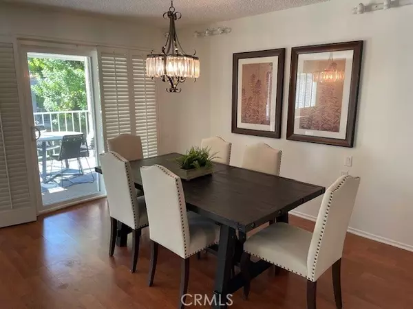 Laguna Woods, CA 92637,2390 Via Mariposa #2E