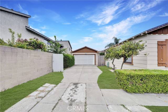 7812 12th Street, Westminster, CA 92683