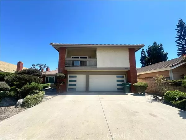 Huntington Beach, CA 92708,18934 Mount Cimarron Street