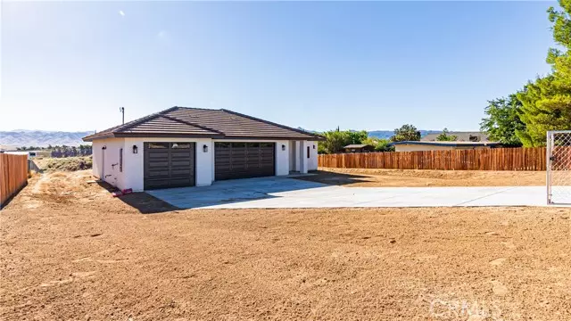 7985 E Avenue, Hesperia, CA 92345