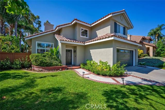 6 Via Trompeta, Rancho Santa Margarita, CA 92688