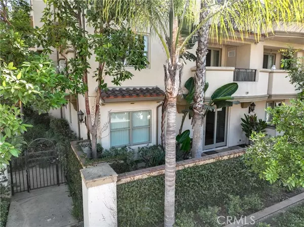 Costa Mesa, CA 92627,401 Bernard Street #203