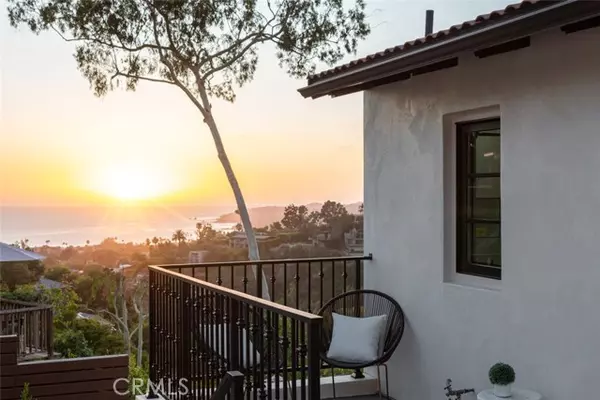 1060 Van Dyke Drive, Laguna Beach, CA 92651