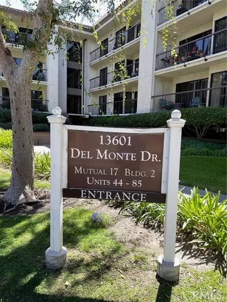 13601 Del Monte Drive #55, Seal Beach, CA 90740