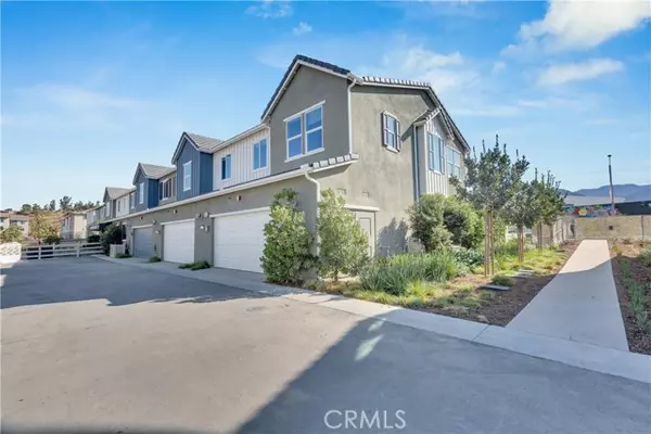 Corona, CA 92883,3978 Lavine Way