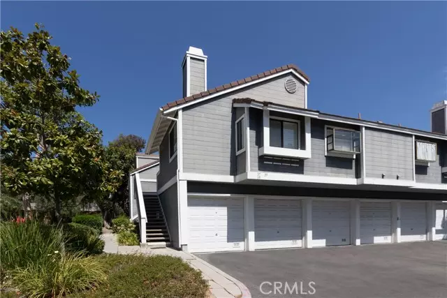 Aliso Viejo, CA 92656,37 Clover Lane #273