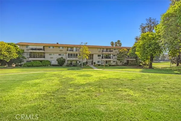 2388 Via Mariposa W #2A, Laguna Woods, CA 92637