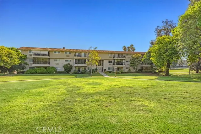 2388 Via Mariposa W #2A, Laguna Woods, CA 92637