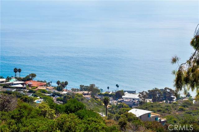 979 Capistrano Avenue, Laguna Beach, CA 92651