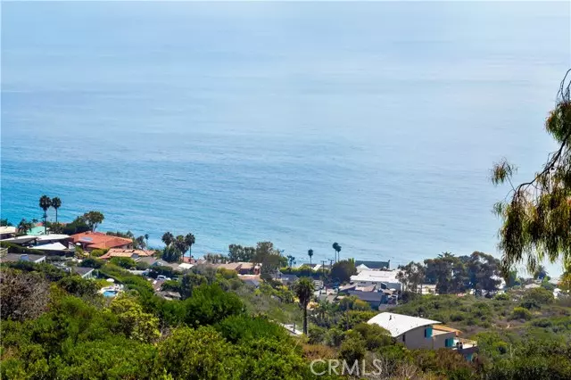 Laguna Beach, CA 92651,979 Capistrano Avenue