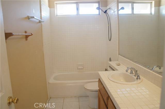 Corona, CA 92882,2230 Bloomfield Lane