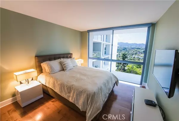 Santa Monica, CA 90402,201 Ocean Avenue #1210B