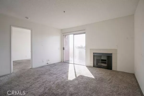 Santa Ana, CA 92701,450 E 4th Street #319