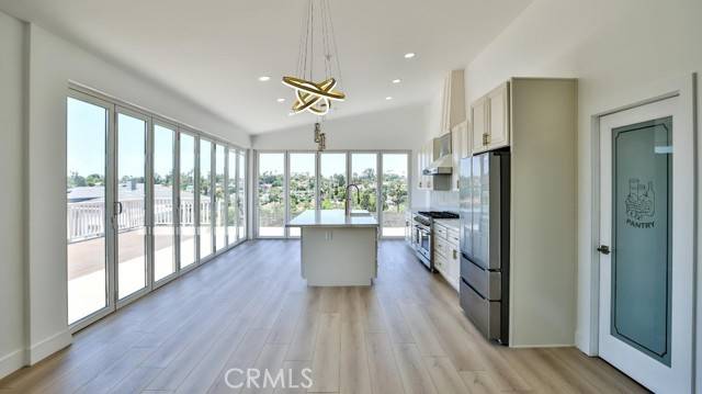 Vista, CA 92084,1198 Barbara Drive