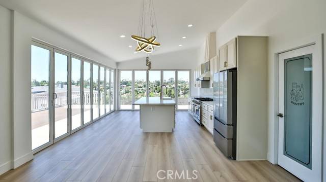 Vista, CA 92084,1198 Barbara Drive
