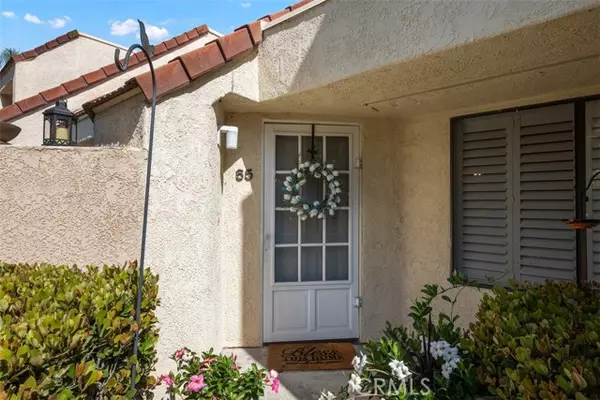 Laguna Niguel, CA 92677,65 Grenada Street #164