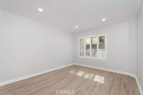 Laguna Niguel, CA 92677,65 Grenada Street #164