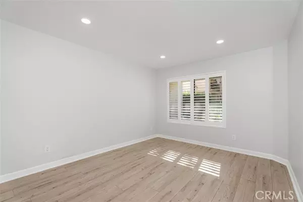 Laguna Niguel, CA 92677,65 Grenada Street #164