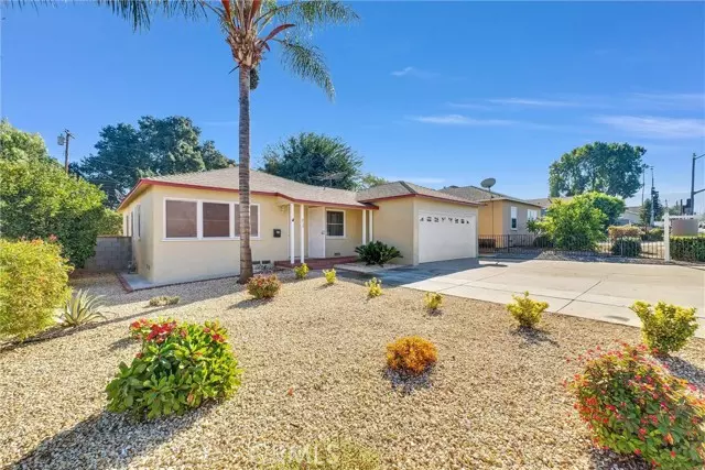 913 S Lincoln Avenue, Corona, CA 92882