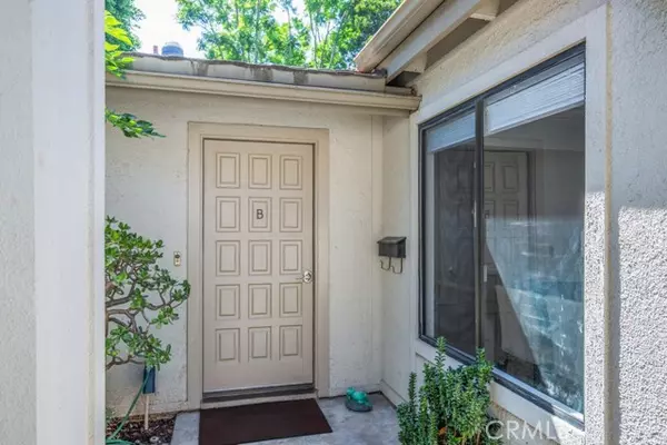 Laguna Woods, CA 92637,3140 VIA VISTA #B