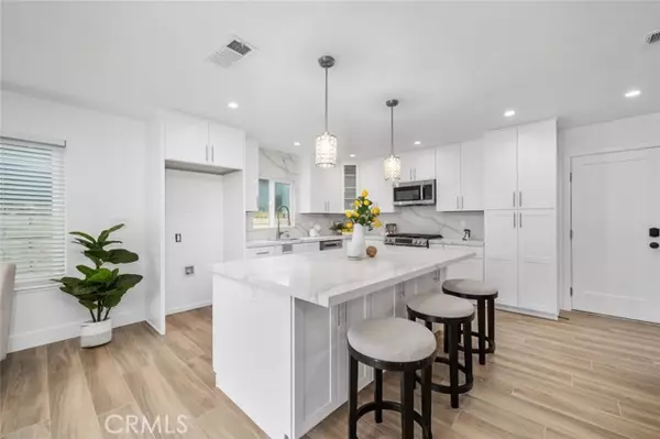 Costa Mesa, CA 92626,3154 Kerry Lane