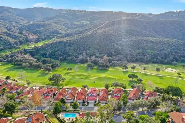 Vista, CA 92084,29158 Laurel Valley