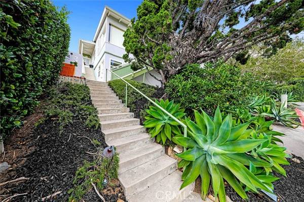 296 La Brea Street, Laguna Beach, CA 92651