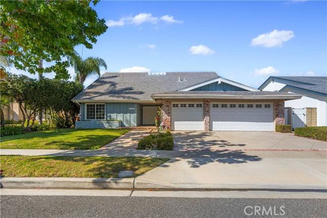 2030 Goldeneye Place, Costa Mesa, CA 92626