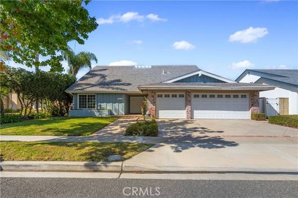 2030 Goldeneye Place, Costa Mesa, CA 92626