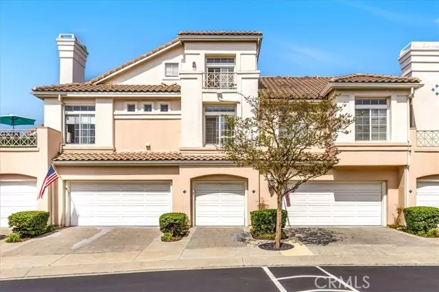 Laguna Niguel, CA 92677,90 Shorebreaker Drive